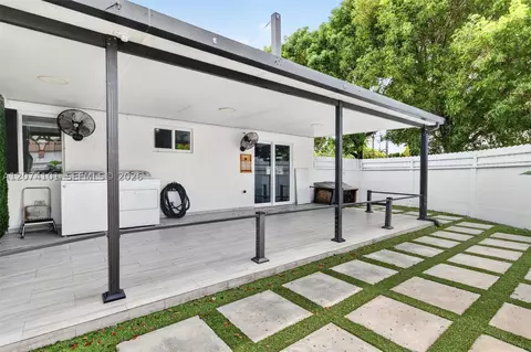 Other - 3197 W 79th Pl, Hialeah, FL 33018 photo 11 of 13