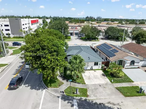 View/Area - 3197 W 79th Pl, Hialeah, FL 33018 photo 1 of 4