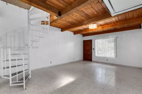Living - 3711 Riverside Dr, Coral Springs, FL 33065 photo 2 of 2