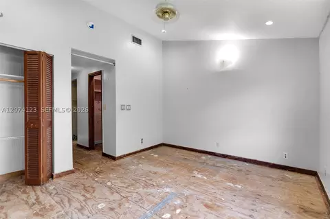 Bedroom - 3711 Riverside Dr, Coral Springs, FL 33065 photo 5 of 6