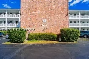 4750 NW 10th Ct #308, Plantation, FL 33313