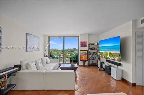 2350 NE 135th St #1204, North Miami, FL 33181