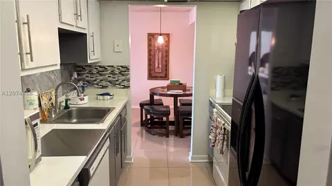 3120 N Pine Island Rd #307, Sunrise, FL 33351