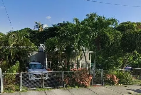 863 NW 113th St, Miami, FL 33168