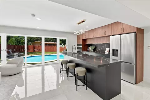 4801 Tyler St, Hollywood, FL 33021
