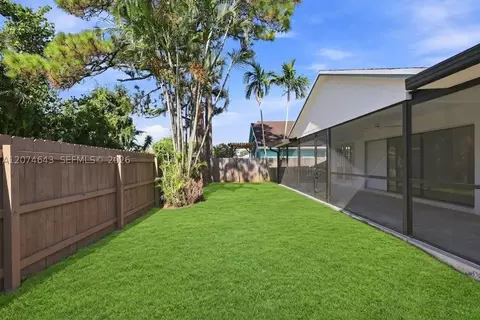 Exterior - 6146 Linton St, Jupiter, FL 33458 photo 4 of 6