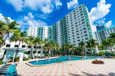 3901 S Ocean Dr #6T, Hollywood, FL 33019