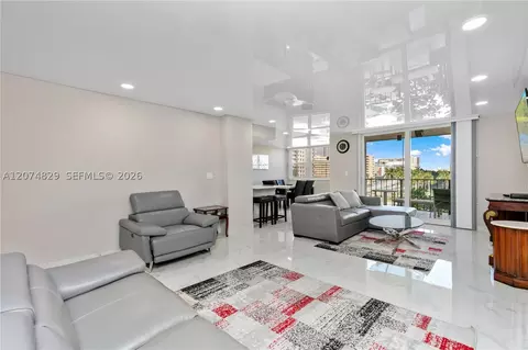1880 S Ocean Dr #406, Hallandale Beach, FL 33009