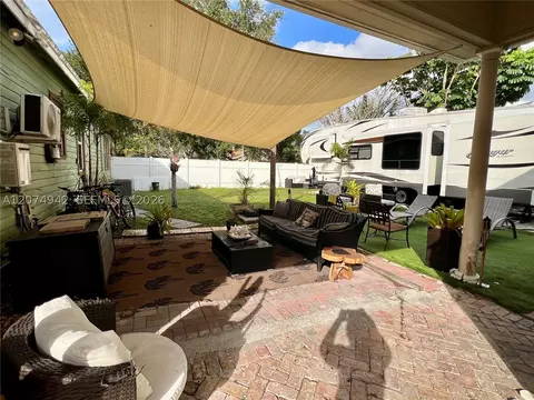 Other - 400 NE 3rd St, Pompano Beach, FL 33060 photo 6 of 7
