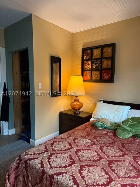Bedroom - 400 NE 3rd St, Pompano Beach, FL 33060 photo 1 of 3