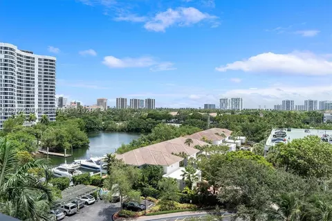 3530 Mystic Pointe Dr #808, Aventura, FL 33180