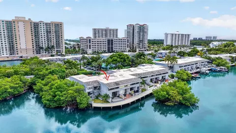203 Poinciana Dr #103, Sunny Isles Beach, FL 33160