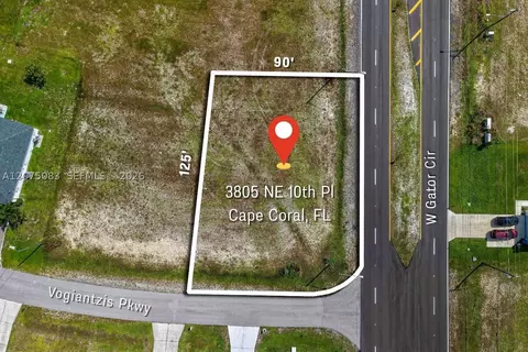 3805 NE 10th Pl, Cape Coral, FL 33909