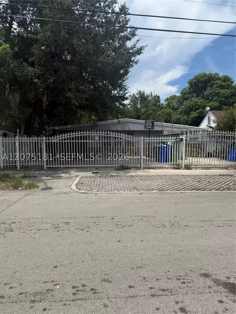 1345 NW 25th St, Miami, FL 33142