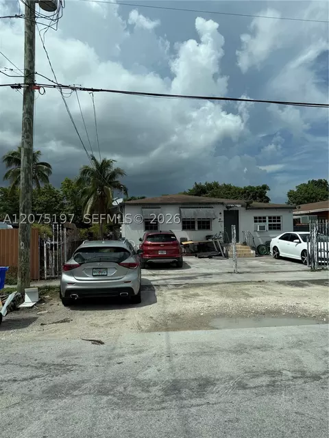 2651 NW 33rd St, Miami, FL 33142