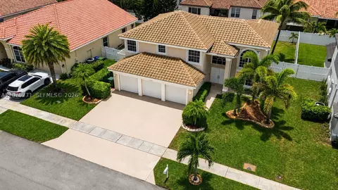 18341 NW 10th St, Pembroke Pines, FL 33029