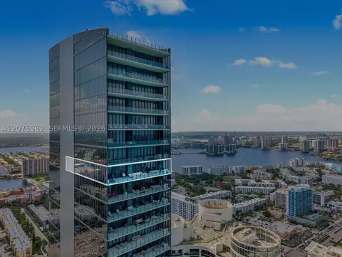 17141 Collins Ave #4201, Sunny Isles Beach, FL 33160