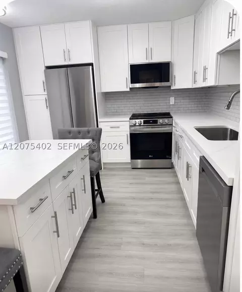8212 S Coral Cir, North Lauderdale, FL 33068