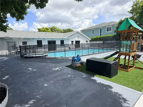 15042 SW 149th St, Miami, FL 33196