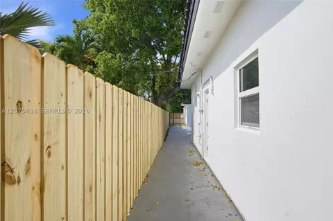 Entry Way - 275 W 13 St, Hialeah, FL 33010 photo 3 of 3