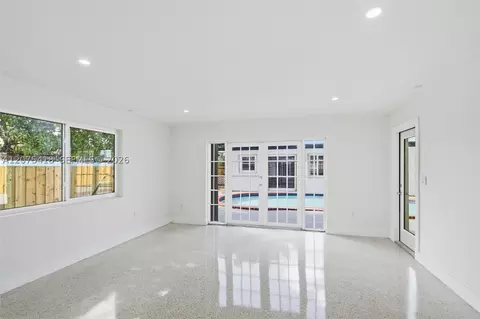 Living - 275 W 13 St, Hialeah, FL 33010 photo 8 of 12