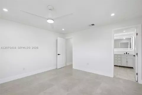Bedroom - 275 W 13 St, Hialeah, FL 33010 photo 2 of 4