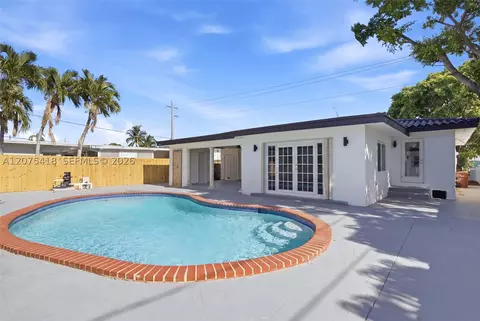 Exterior - 275 W 13 St, Hialeah, FL 33010 photo 4 of 4