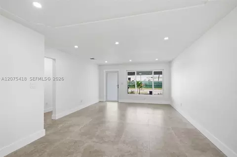 Living - 275 W 13 St, Hialeah, FL 33010 photo 2 of 12