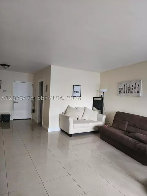 7441 Wayne Ave #3O, Miami Beach, FL 33141