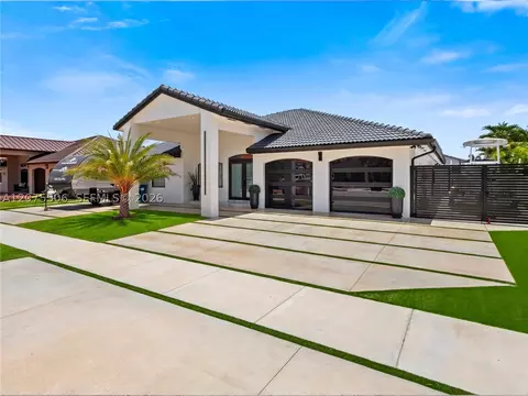 3209 SW 142nd Pl, Miami, FL 33175