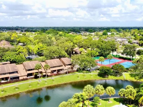 7750 NW 79th Ave #H5, Tamarac, FL 33321