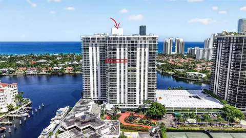 19707 Turnberry Way #22A, Aventura, FL 33180