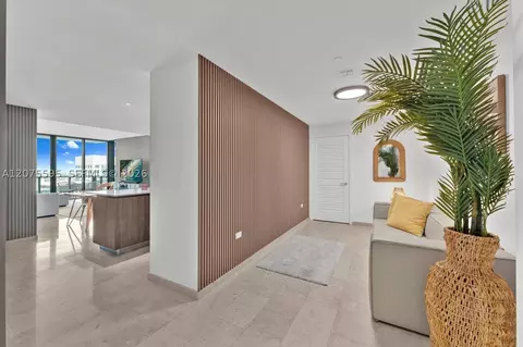 Entry Way - 88 SW 7th St #2204, Miami, FL 33130 photo 1 of 1