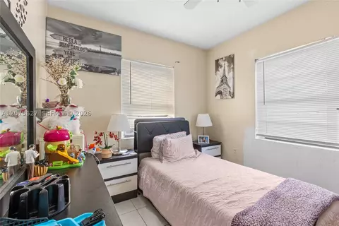 Bedroom - 755 Harem Ave, Opa Locka, FL 33054 photo 2 of 4