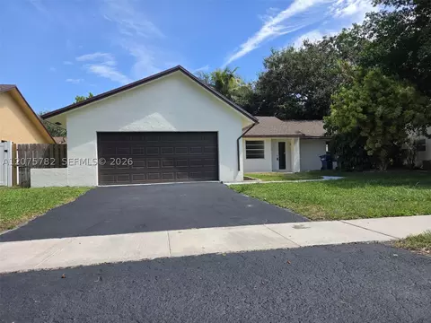 7389 NW 48th Pl, Lauderhill, FL 33319