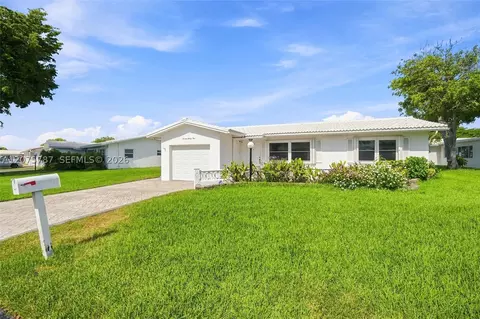 1431 NW 85th Way, Plantation, FL 33322