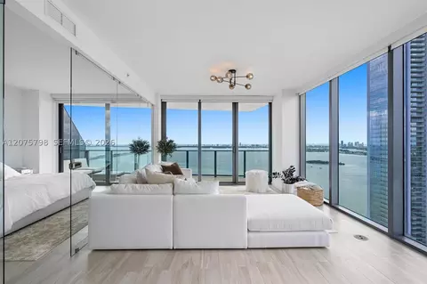 460 NE 28th St #3508, Miami, FL 33137