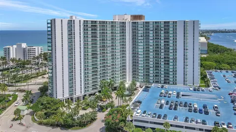 100 Bayview Dr #502, Sunny Isles Beach, FL 33160