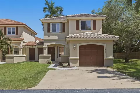 16405 SW 73rd Ln, Miami, FL 33193