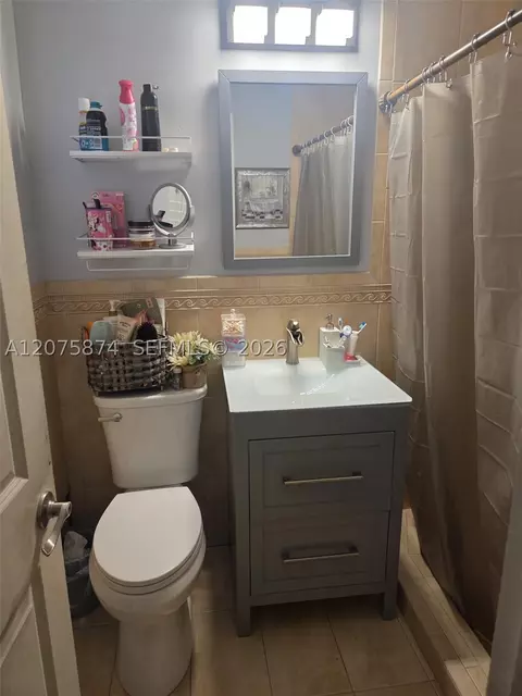 Bath - 4601 W 9th Ave, Hialeah, FL 33012 photo 1 of 1