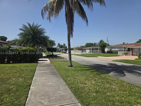 View/Area - 4601 W 9th Ave, Hialeah, FL 33012 photo 1 of 1
