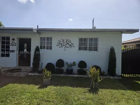Other - 4601 W 9th Ave, Hialeah, FL 33012 photo 2 of 4
