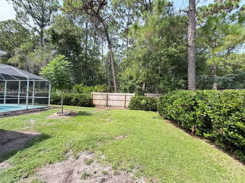 Exterior - 638 Aleida Dr, Saint Augustine, FL 32086 photo 7 of 8