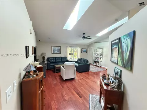 Living - 638 Aleida Dr, Saint Augustine, FL 32086 photo 2 of 3