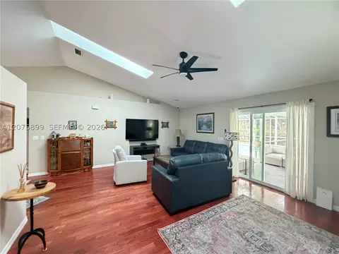 Living - 638 Aleida Dr, Saint Augustine, FL 32086 photo 1 of 3