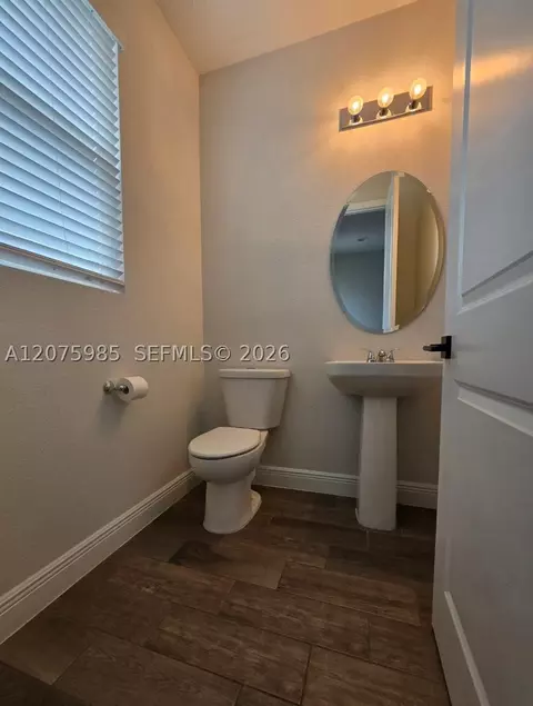 Bath - 5605 Blowing Wind Pl, Saint Cloud, FL 34771 photo 1 of 4