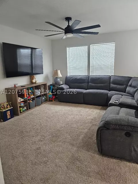 Living - 5605 Blowing Wind Pl, Saint Cloud, FL 34771 photo 2 of 2