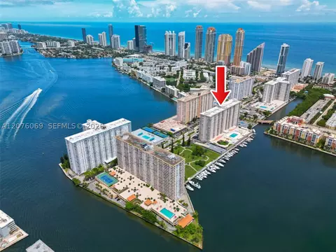 250 174th St #2304, Sunny Isles Beach, FL 33160