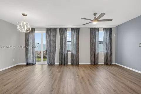Living - 5610 SEdgewater Cir, Stuart, FL 34997 photo 5 of 7