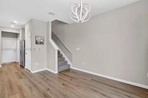 Entry Way - 5610 SEdgewater Cir, Stuart, FL 34997 photo 3 of 9